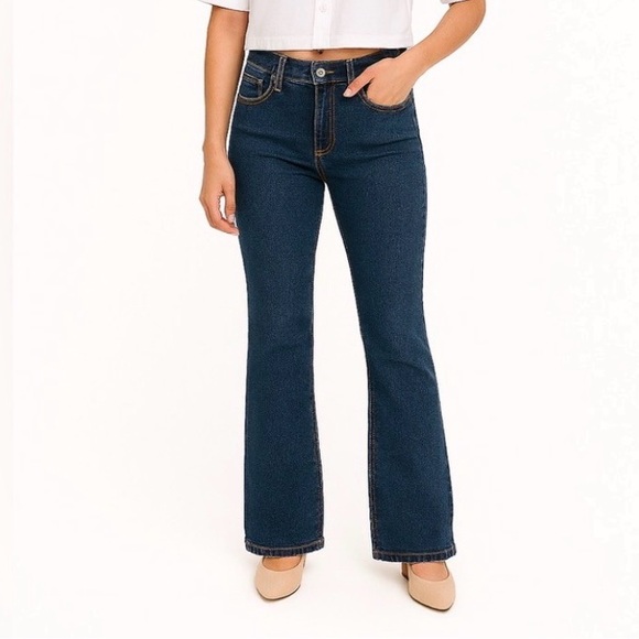 LOFT Denim - Ann Taylor Loft 5 Pocket Dark Blue Denim Original Boot Cut Jeans Size 6 Petite